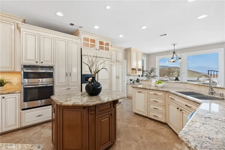 27055 Big Horn Mountain Way, Yorba Linda, California 92887