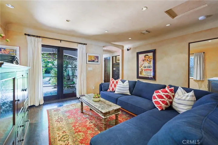 4517 Kraft Avenue, Studio City, California 91602