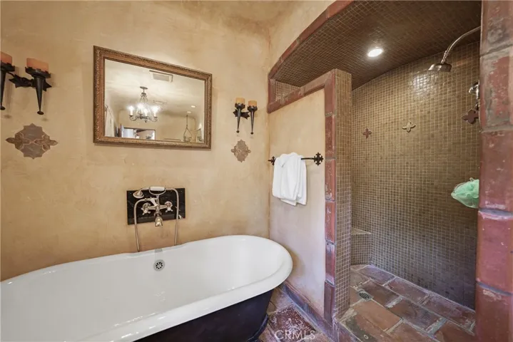 4517 Kraft Avenue, Studio City, California 91602