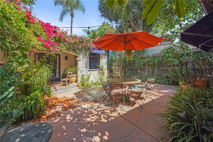4517 Kraft Avenue, Studio City, California 91602