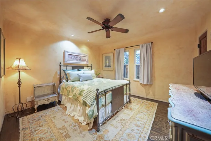 4517 Kraft Avenue, Studio City, California 91602