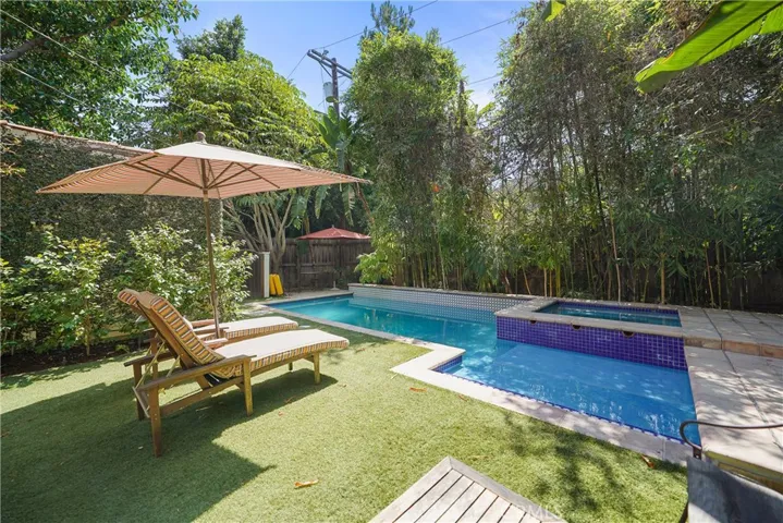 4517 Kraft Avenue, Studio City, California 91602