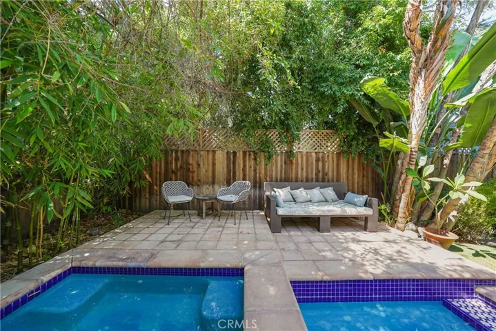 4517 Kraft Avenue, Studio City, California 91602
