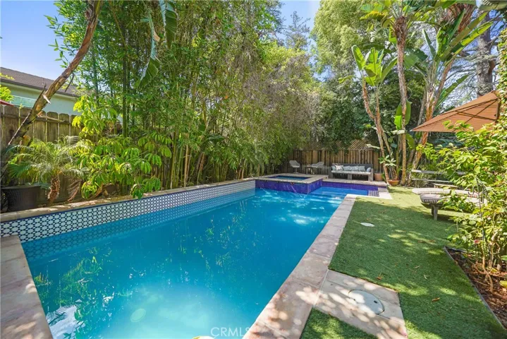4517 Kraft Avenue, Studio City, California 91602