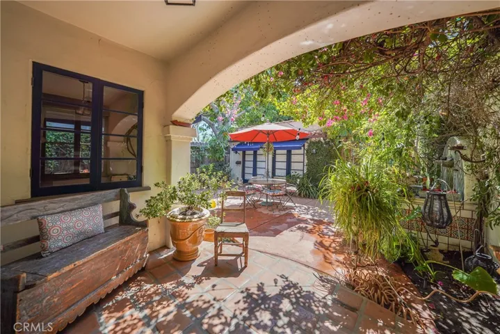 4517 Kraft Avenue, Studio City, California 91602