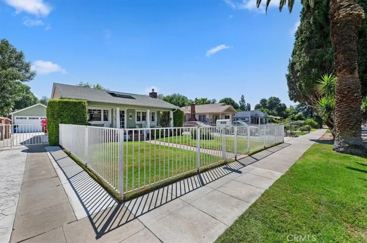 4310 Edgewood Place, Riverside, California 92506