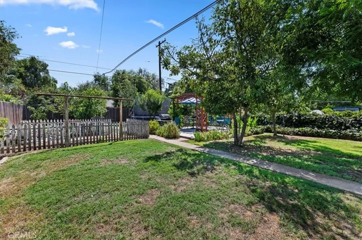 4310 Edgewood Place, Riverside, California 92506