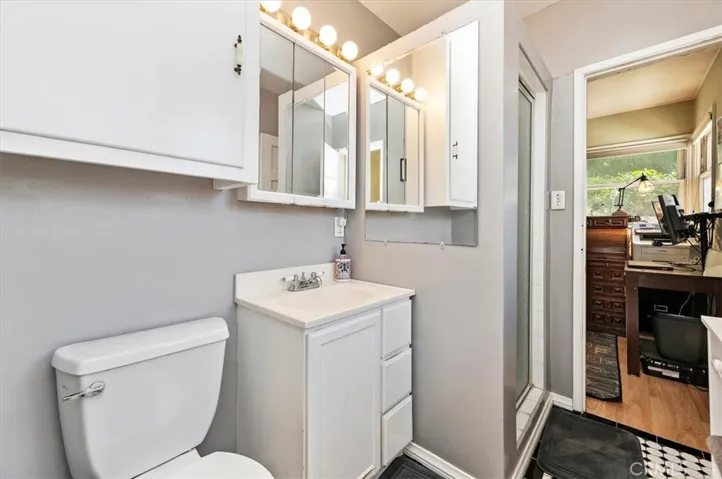 4310 Edgewood Place, Riverside, California 92506