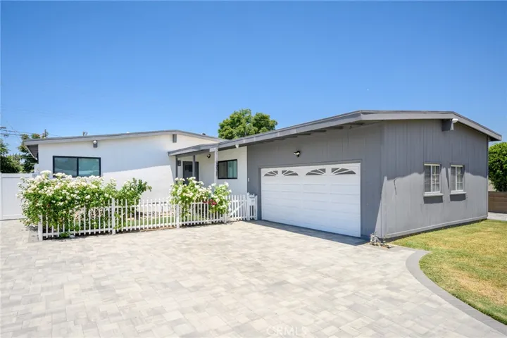 9821 Odessa Avenue, Northridge, California 91343