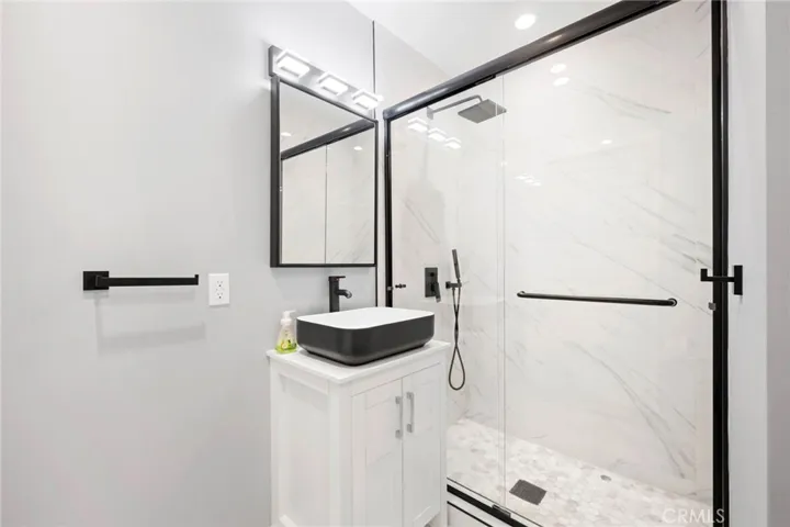 9821 Odessa Avenue, Northridge, California 91343