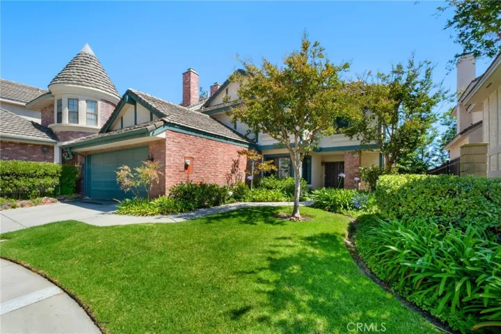 4330 E Terra Vista Lane, Anaheim Hills, California 92807