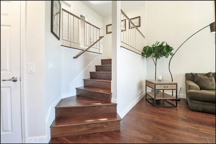 25205 Calle Madrid, Lake Forest, California 92630