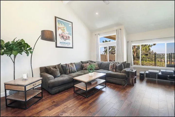 25205 Calle Madrid, Lake Forest, California 92630