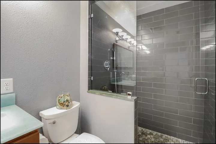 25205 Calle Madrid, Lake Forest, California 92630