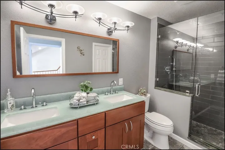 25205 Calle Madrid, Lake Forest, California 92630