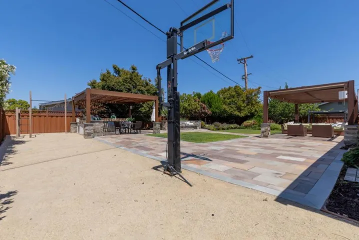 7799 Lilac Way, Cupertino, California 95014