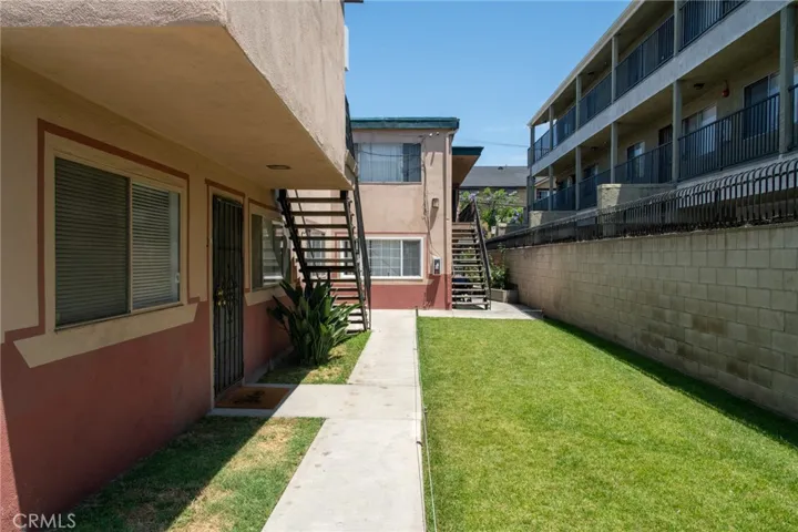 1381 Temple Avenue, Long Beach, California 90804