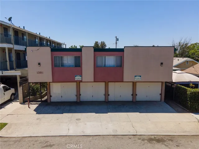 1381 Temple Avenue, Long Beach, California 90804