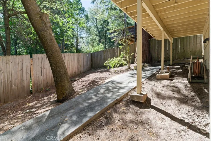 443 Davidson Lane, Crestline, California 92325
