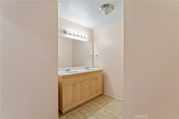 443 Davidson Lane, Crestline, California 92325