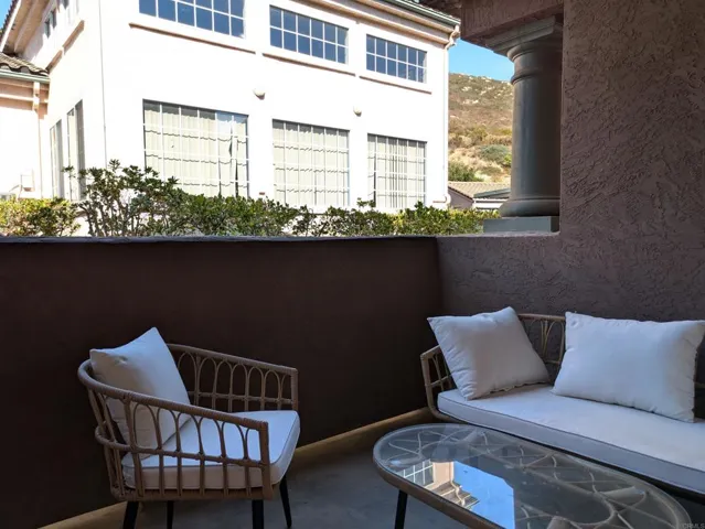 17161 Alva Rd. 2511, San Diego, California 92127