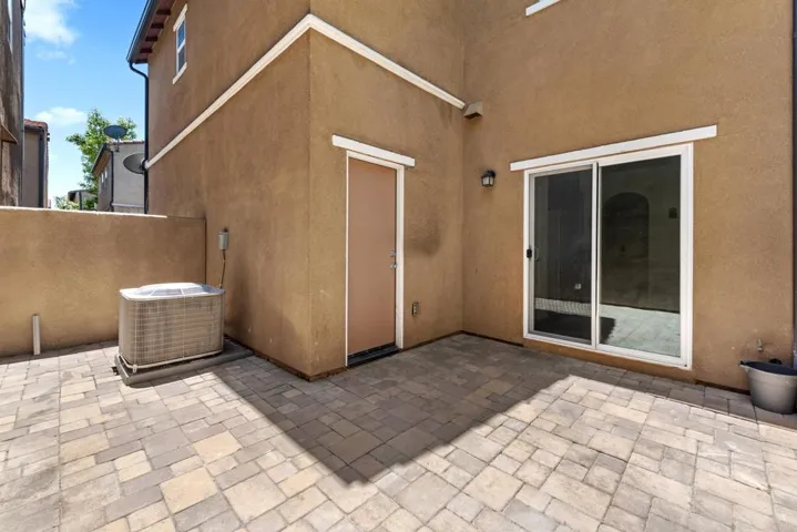37319 Paseo Tulipa, Murrieta, California 92563