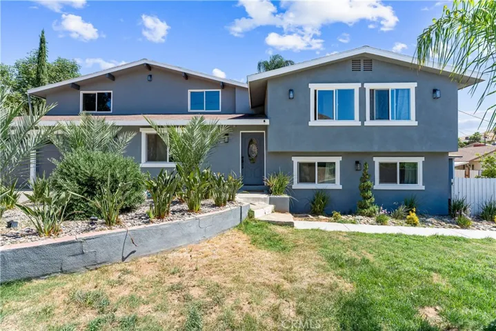 11203 Arlington Avenue, Riverside, California 92505