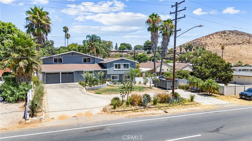 11203 Arlington Avenue, Riverside, California 92505