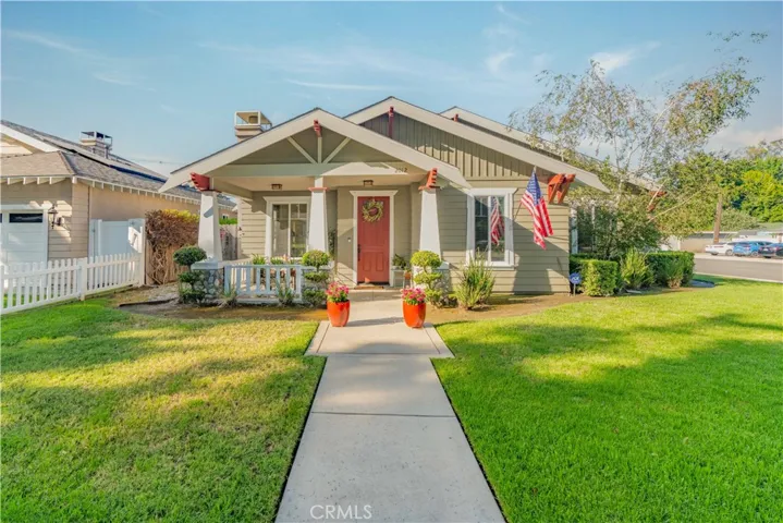 2012 5th Street, La Verne, California 91750
