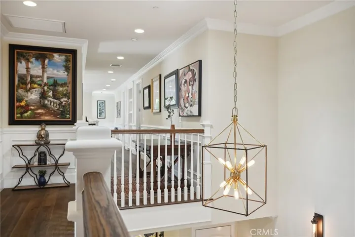 11546 Canton Drive, Studio City, California 91604