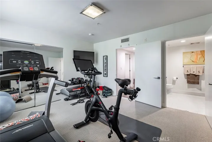 4374 Troost Avenue 101, Studio City, California 91604