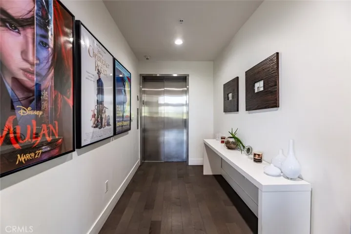 4374 Troost Avenue 101, Studio City, California 91604