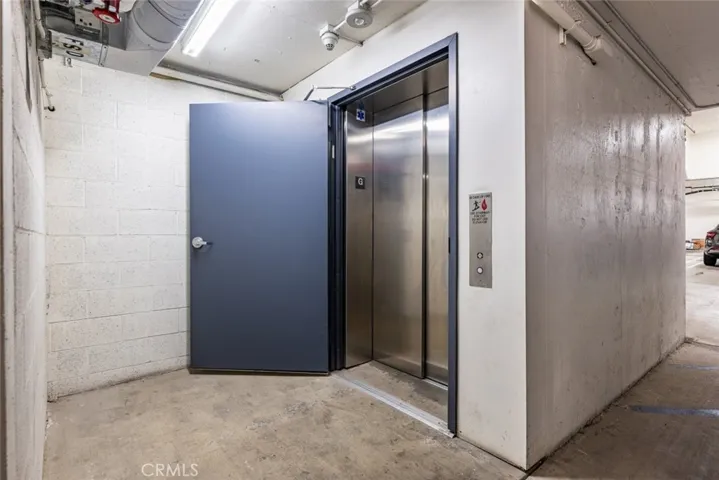 4374 Troost Avenue 101, Studio City, California 91604