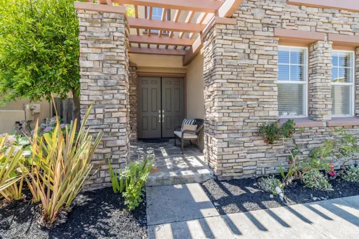1499 Via Campo Aureo, San Jose, California 95120
