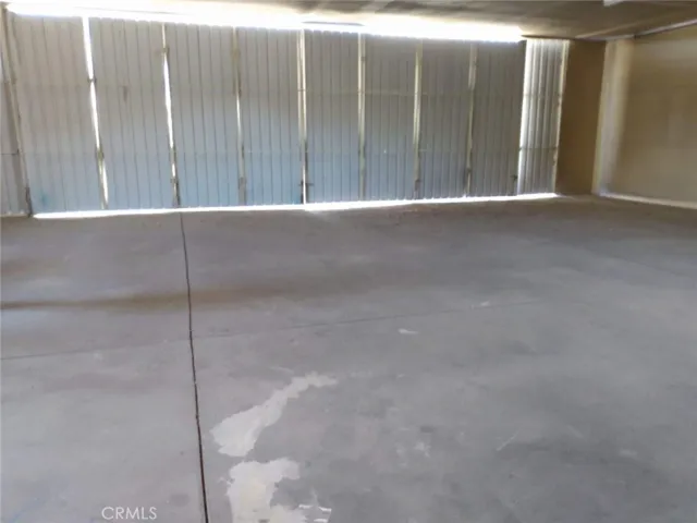 Sliding doors to the hangar