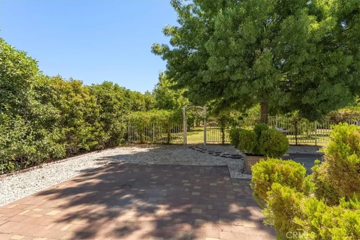 8300 Sherwood Boulevard, Los Molinos, California 96055