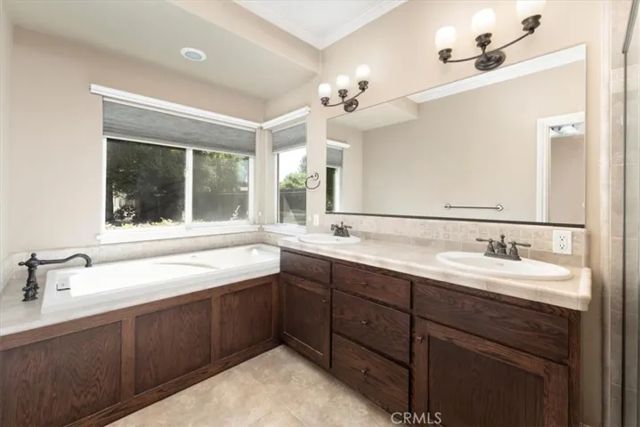 8300 Sherwood Boulevard, Los Molinos, California 96055