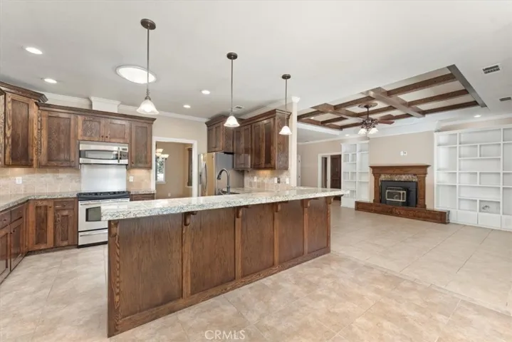 8300 Sherwood Boulevard, Los Molinos, California 96055