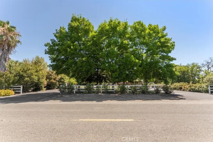 8300 Sherwood Boulevard, Los Molinos, California 96055