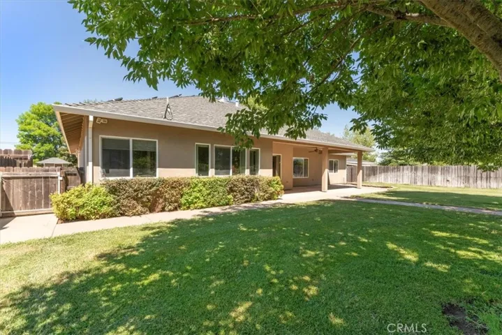 8300 Sherwood Boulevard, Los Molinos, California 96055