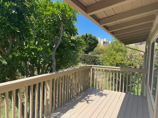 Wide, private deck for BBQ & al fresco dining!