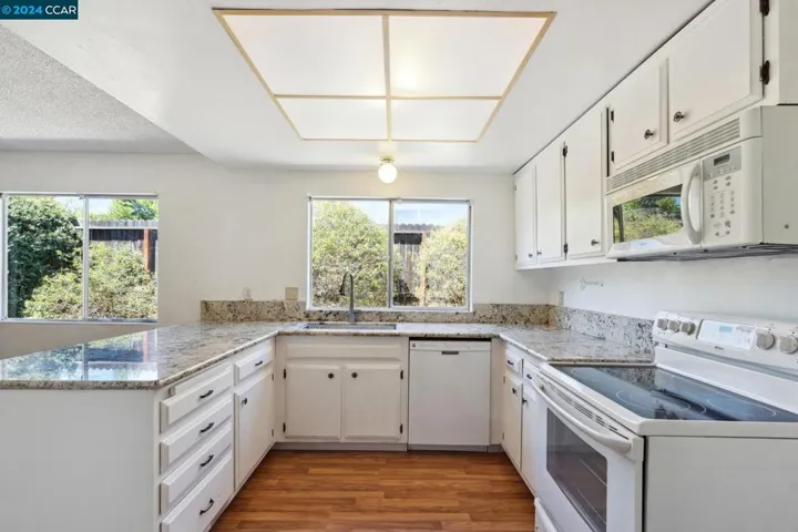 2141 Robles Dr, Antioch, California 94509