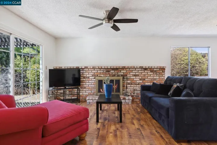 2141 Robles Dr, Antioch, California 94509