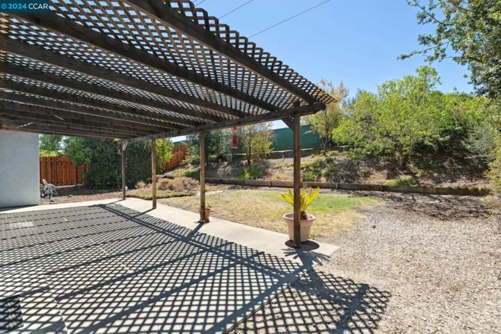 2141 Robles Dr, Antioch, California 94509
