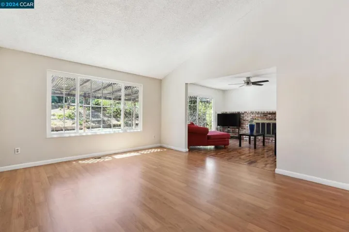 2141 Robles Dr, Antioch, California 94509