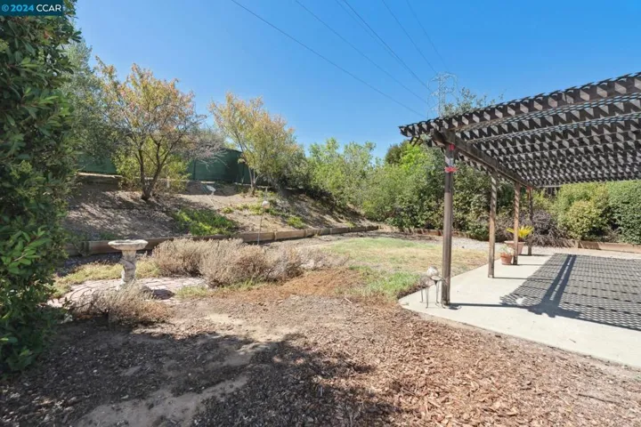 2141 Robles Dr, Antioch, California 94509