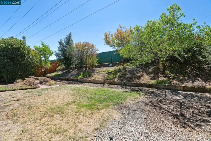 2141 Robles Dr, Antioch, California 94509
