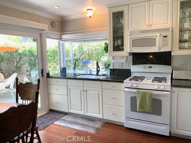 Beautifully updated kitchen.