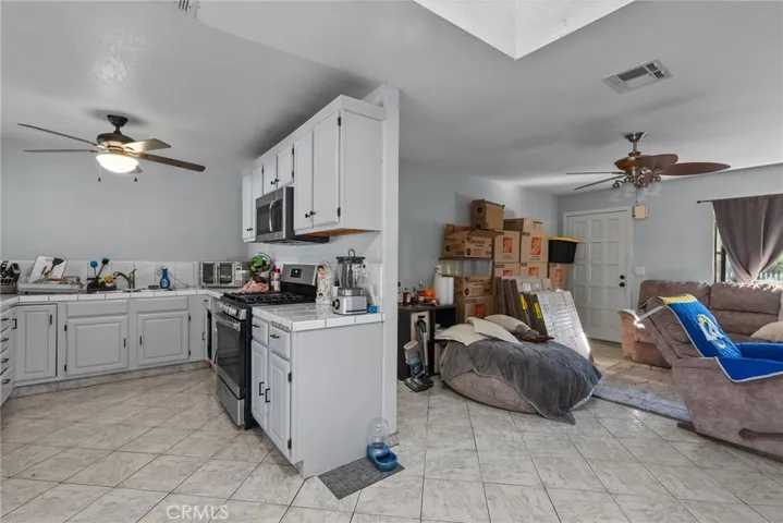 11130 Telfair Avenue, Pacoima, California 91331