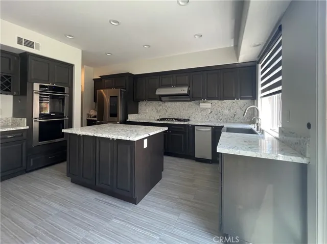 14 Bel Flora, Rancho Santa Margarita, California 92688